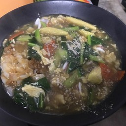 ราดหน้าทะเล