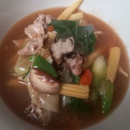 ราดหน้าหมู    ไก่