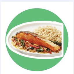 สปาเกตตีผัดฉ่าแซลมอน