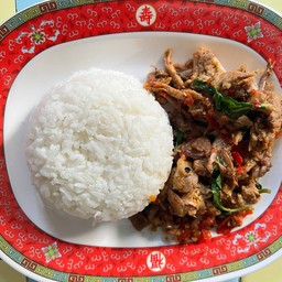 ข้าวกระเพราเป็ดพะโล้+ไข่ดาว