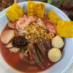ก๋วยเตี๋ยวอ้ายกริชช่างเคี่ยน