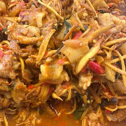 ผัดเผ็ดหมูป่า