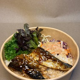 คุโรมิ (Kuromi / 黒味)