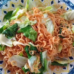 ผัดมาม่ากุ้ง+หมึก