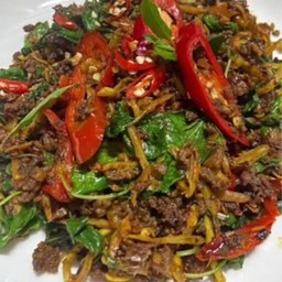 ผัดเผ็ดนก(กับข้าว)