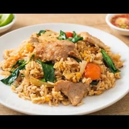 ข้าวผัดรถไฟ