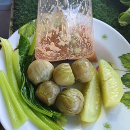 น้ำพริกกะปิ & ผักต้ม