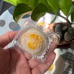 ขนมเปี๊ยะ ไส้ถั่วไข่เค็ม 1 ลูก