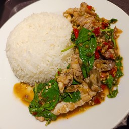 ข้าวกะเพรากั่ง