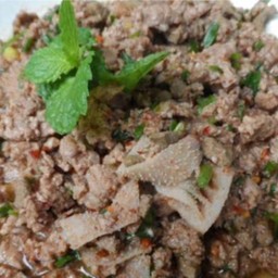 ลาบเนื้อสุก