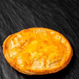 Wagyu Steak Mince & English Cheddar Cheese Pie