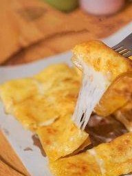 Cheese-Egg Roti