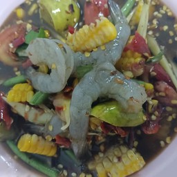 ตำข้าวโพดกุ้งสดไข่เค็ม