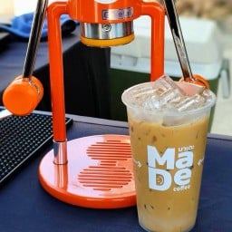 มาเดะ cafe Street Coffee