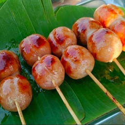 ไส้กรอกอิสาน 5 ไม้ (10 ลูก)