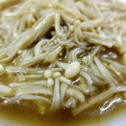 ผัดเห็ดเข็มทอง