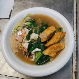 ราดหน้าทะล