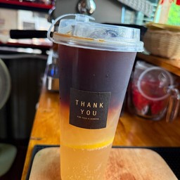 กาแฟดำน้ำผึ้งมะนาวโซดา