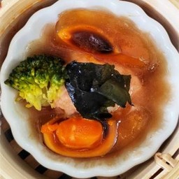 ไข่ทองเริงระบำ (ไข่เยี่ยวม้ากุ้งเด้ง)