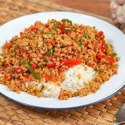 ข้าวหมูสับผัดพริกกะปิ