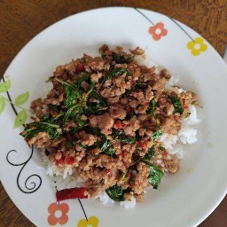 ครัวสุขสมมนัส ตามสั่ง&ตำส้ม&จั๊บญวน อร่อยครบจบในที่เดียว
