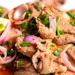 ส้มตำคุณลำใย ซอยร่วมจิตร