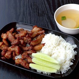 ข้าวหมูทอด