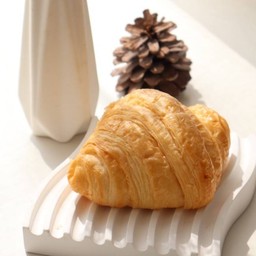 ครัวซองต์เนยสด