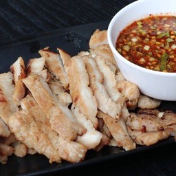 ข้าวหมูย่าง