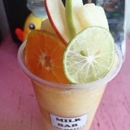 ผลไม้รวมปั่น