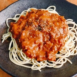 สปาเก็ตตี้ซอสเนื้อ