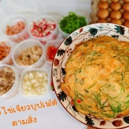 ข้าวไข่เจียวบุปเฟ่ต์ พีคพีค ตามสั่ง ซอยสุขใจ