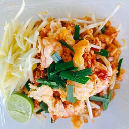 ผัดไทยเส้นเล็กกุ้งสด