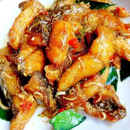 ปลานิลทอดกรอบผัดตะไคร้