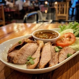 นมหมูย่าง เป็นตาแซ่บ