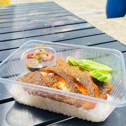 ปลานิลแกะราดน้ำบูดู