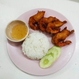ข้าวหน้ากุ้งชุบแป้งทอด