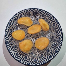 สละลอยเเก้ว