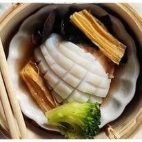 หมึกพุงโต (ปลาหมึกยัดใส้กุ้งเด้ง)