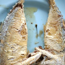 ปลาทูทอด