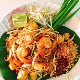 ผัดไทยวุ้นเส้นกุ้งสด