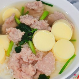 ต้มจืดหมูสับ เต้าหู้ สาหร่าย