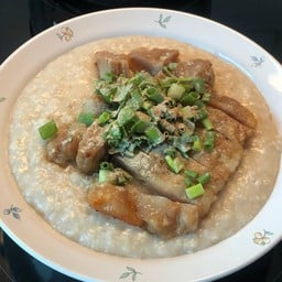 Thai Grilled Pork Skewers Congee Cheese โจ๊กหมูย่างนดสดชีส