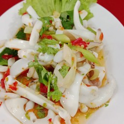 ยำหมึกกระดอง