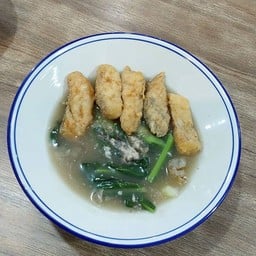 ราดหน้าปลากะพง