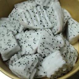 แก้วมังกรเนื้อขาว