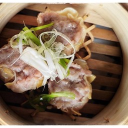 ขนมจีบตุ้ยนุ้ย (ขนมจีบหมู)