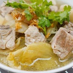 ต้มเกี้ยมฉ่ายเล้ง/หมู