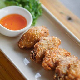 ปีกไก่ทอด