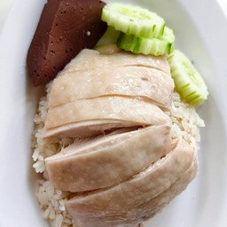 ข้าวมันไก่ต้ม